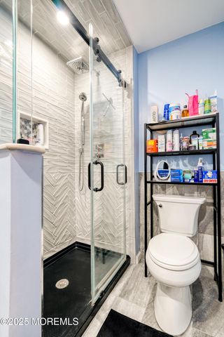 14 Cobblestone Court, Howell, NJ 07731