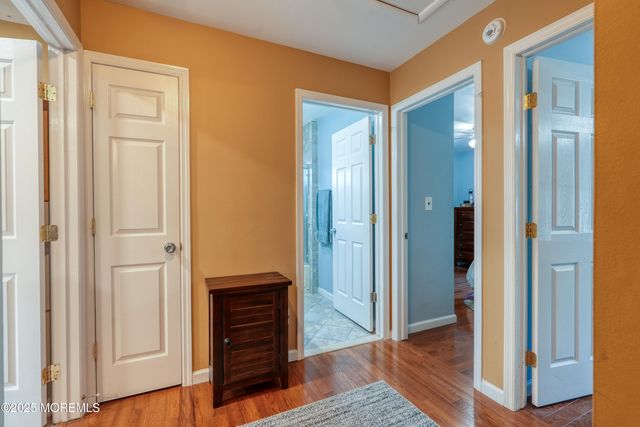 14 Cobblestone Court, Howell, NJ 07731