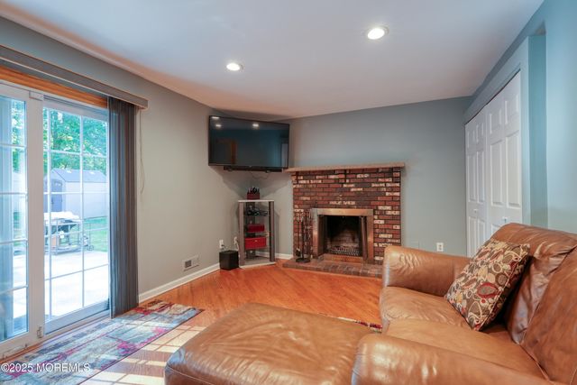 14 Cobblestone Court, Howell, NJ 07731