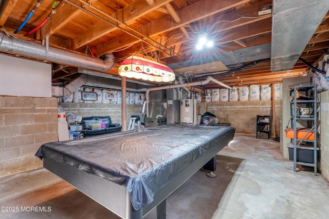 14 Cobblestone Court, Howell, NJ 07731