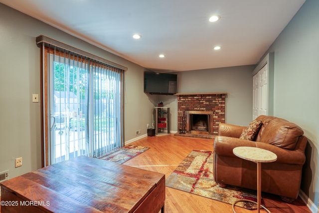 14 Cobblestone Court, Howell, NJ 07731