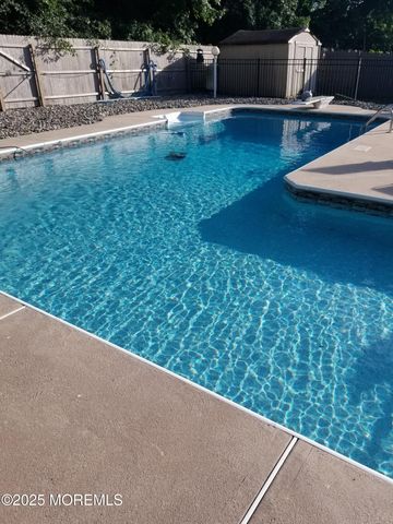 14 Cobblestone Court, Howell, NJ 07731