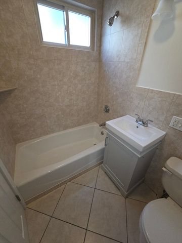 68 Nahant Ave. 1, Boston, MA 02122