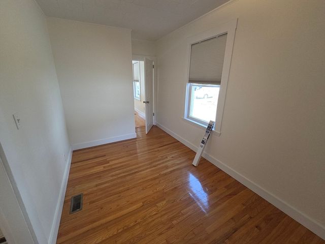 68 Nahant Ave. 1, Boston, MA 02122