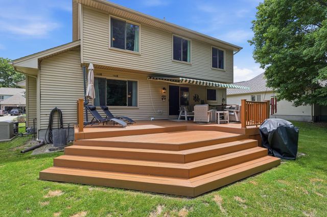 4055 Stoney Creek Drive, Fort Gratiot, MI 48059