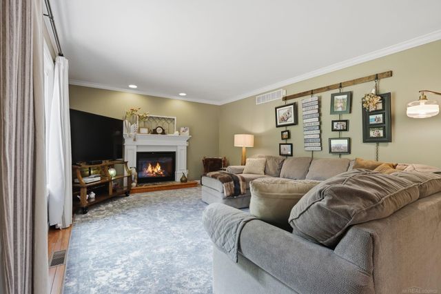 4055 Stoney Creek Drive, Fort Gratiot, MI 48059
