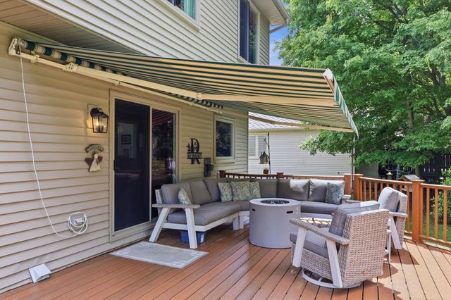 4055 Stoney Creek Drive, Fort Gratiot, MI 48059