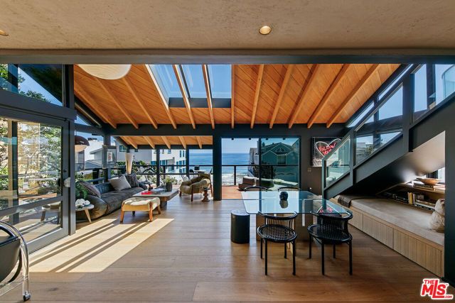 31649 Sea Level Drive, Malibu, CA 90265
