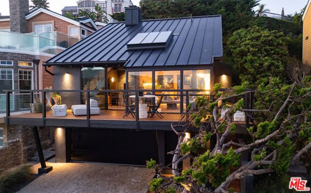 31649 Sea Level Drive, Malibu, CA 90265