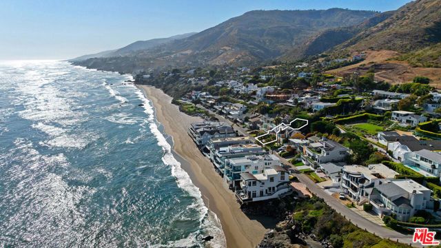 31649 Sea Level Drive, Malibu, CA 90265