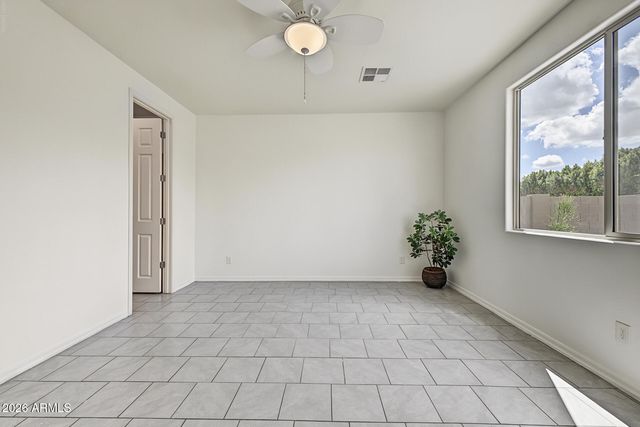 8612 N 180th Avenue, Waddell, AZ 85355