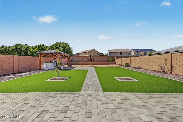 8612 N 180th Avenue, Waddell, AZ 85355