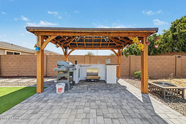 8612 N 180th Avenue, Waddell, AZ 85355