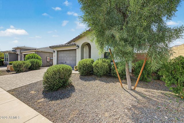 8612 N 180th Avenue, Waddell, AZ 85355