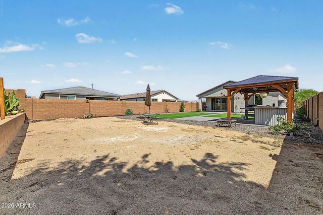 8612 N 180th Avenue, Waddell, AZ 85355
