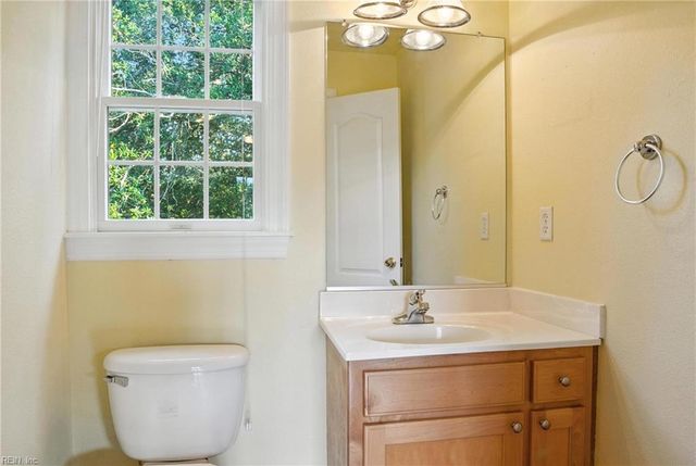 2205 Dinwiddie RD, Virginia Beach, VA 23455