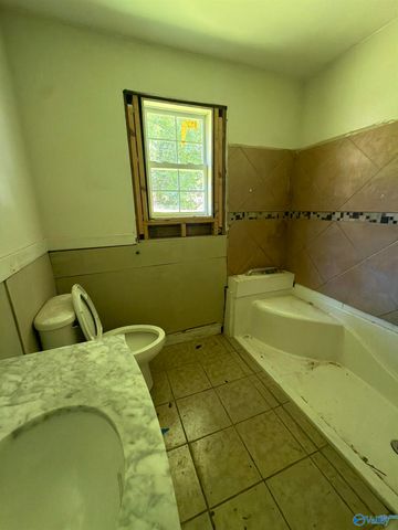 316 Vine Street, Athens, AL 35611