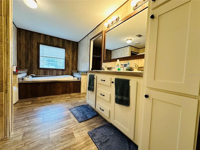 14251 SE 21ST PLACE, Morriston, FL 32668