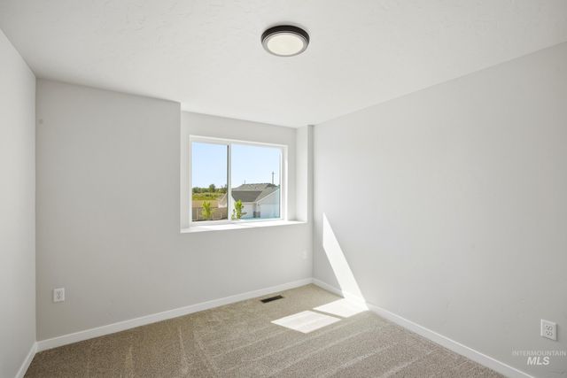 496 Waverly Ave, Middleton, ID 83644