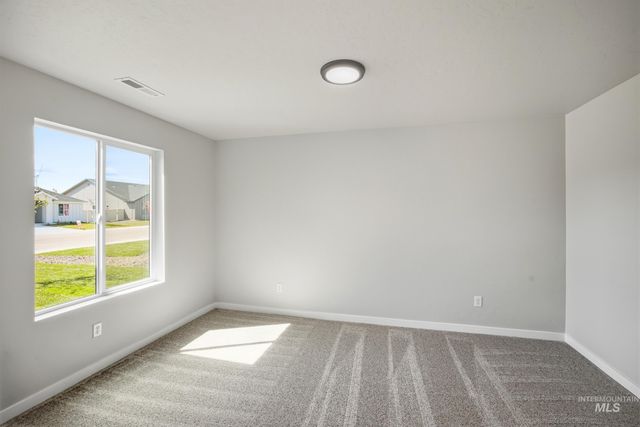 496 Waverly Ave, Middleton, ID 83644