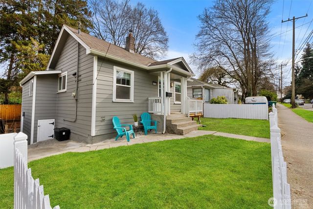 6058 6th Avenue NE, Seattle, WA 98115