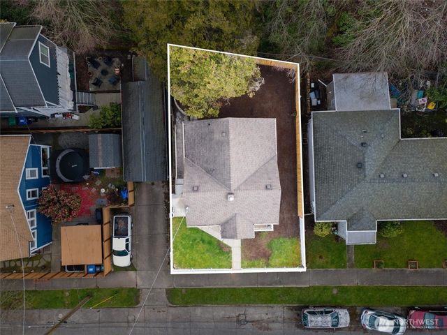 6058 6th Avenue NE, Seattle, WA 98115