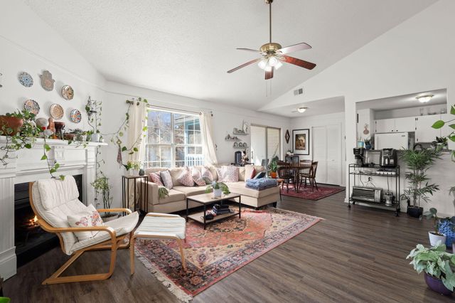 6275 Rolling Fork Road 405 E, North Charleston, SC 29406