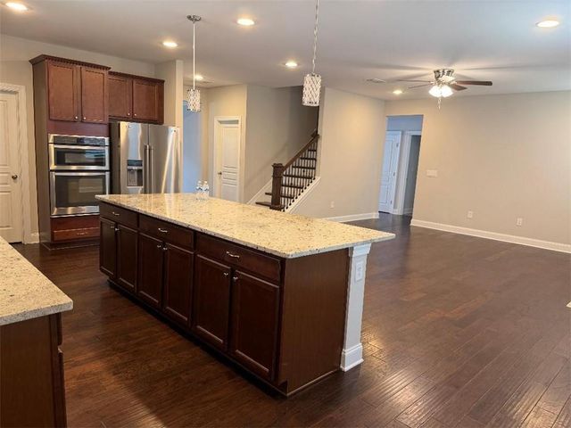 311 Chesterfield Cove, Woodstock, GA 30189