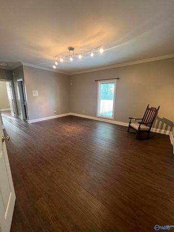 119 Woods End Road, Huntsville, AL 35806