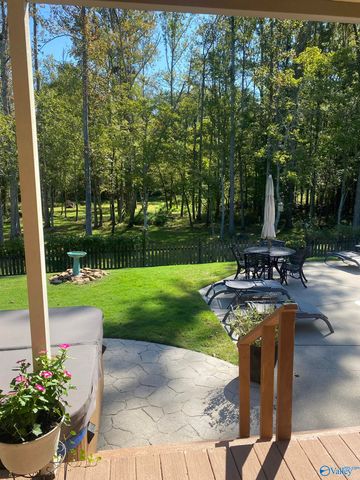 119 Woods End Road, Huntsville, AL 35806