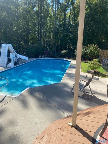 119 Woods End Road, Huntsville, AL 35806