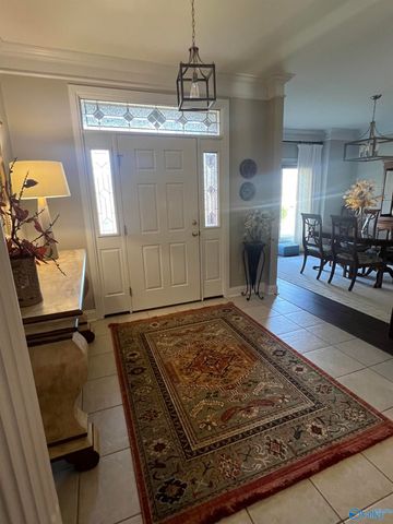 119 Woods End Road, Huntsville, AL 35806