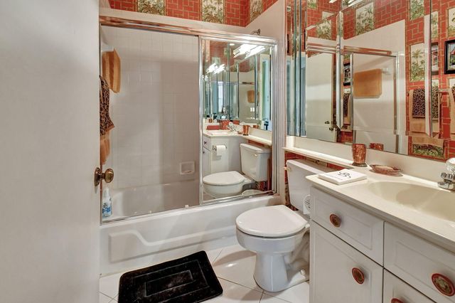 2489 NW 66th Drive, Boca Raton, FL 33496