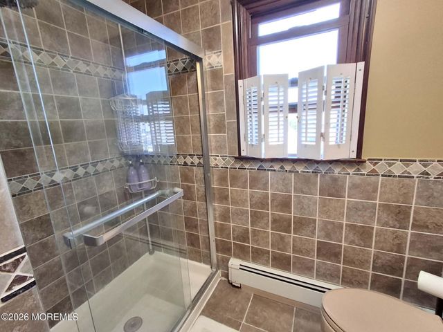 33 Nickel Avenue, Sayreville, NJ 08872