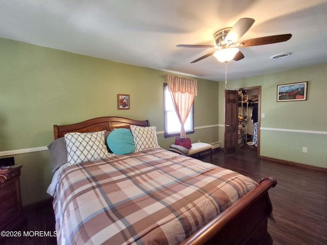 33 Nickel Avenue, Sayreville, NJ 08872