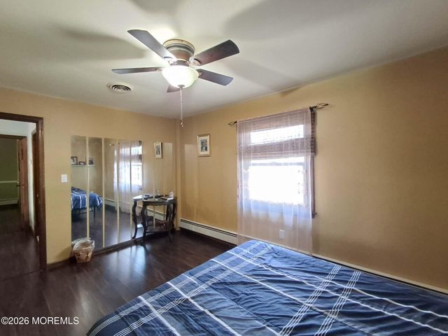 33 Nickel Avenue, Sayreville, NJ 08872