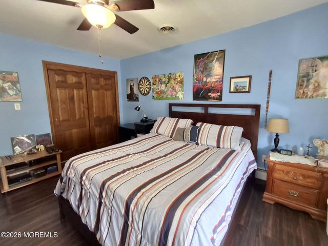 33 Nickel Avenue, Sayreville, NJ 08872