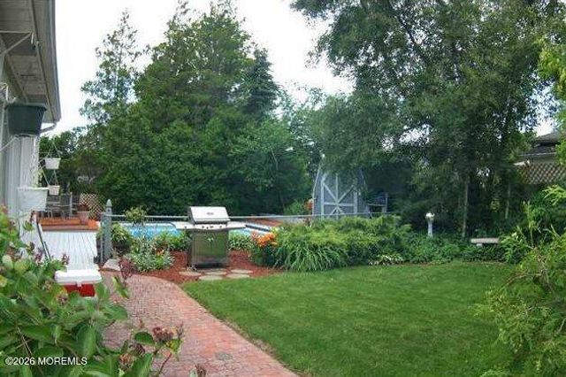 33 Nickel Avenue, Sayreville, NJ 08872