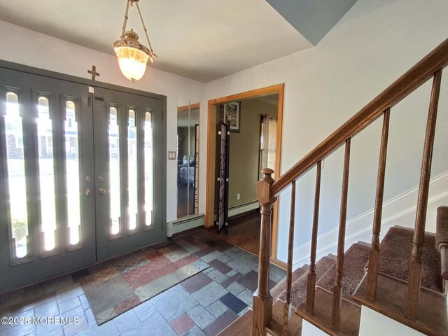 33 Nickel Avenue, Sayreville, NJ 08872