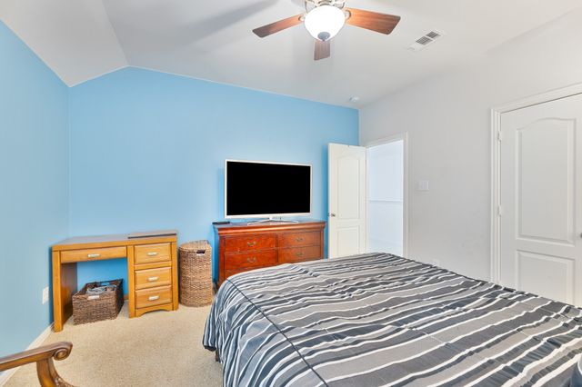 2116 Jonathan Creek Drive, Little Elm, TX 75068