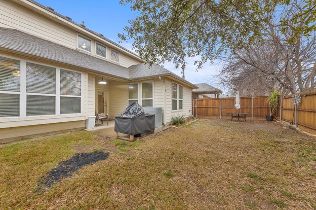 2116 Jonathan Creek Drive, Little Elm, TX 75068