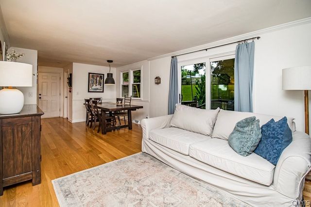 4885 Lynnbrook Circle, Onondaga, NY 13215