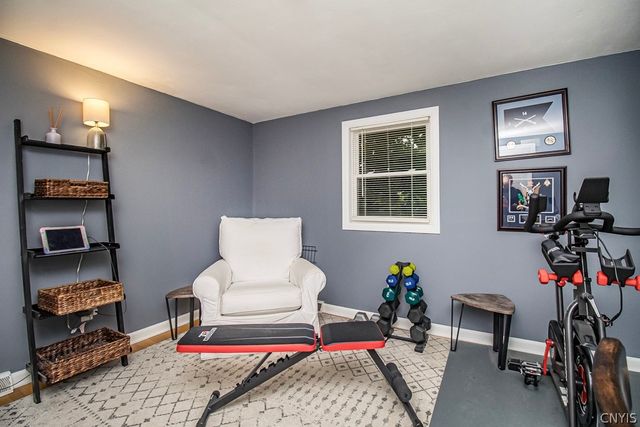 4885 Lynnbrook Circle, Onondaga, NY 13215