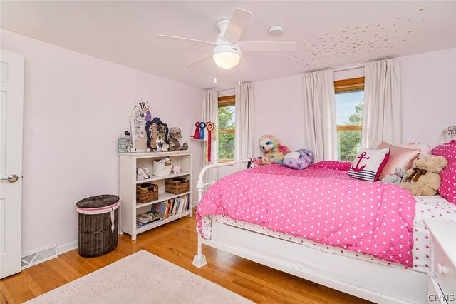 4885 Lynnbrook Circle, Onondaga, NY 13215