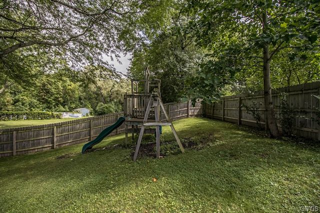 4885 Lynnbrook Circle, Onondaga, NY 13215