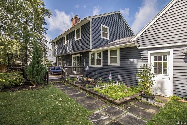 4885 Lynnbrook Circle, Onondaga, NY 13215