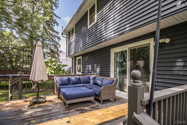 4885 Lynnbrook Circle, Onondaga, NY 13215