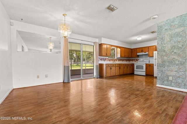 710 CHIPSHOT Drive, Macclenny, FL 32063