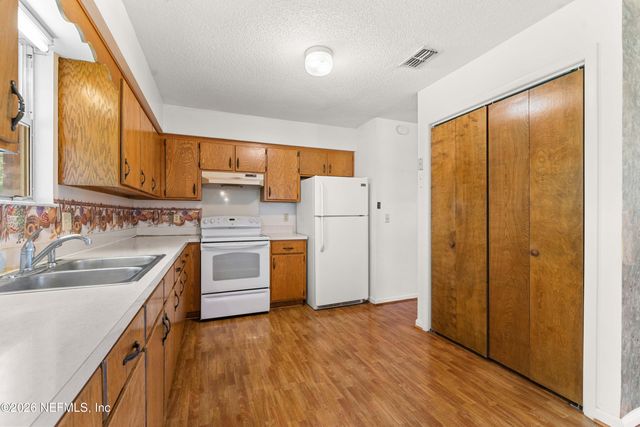 710 CHIPSHOT Drive, Macclenny, FL 32063