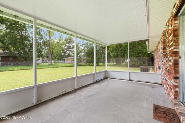 710 CHIPSHOT Drive, Macclenny, FL 32063